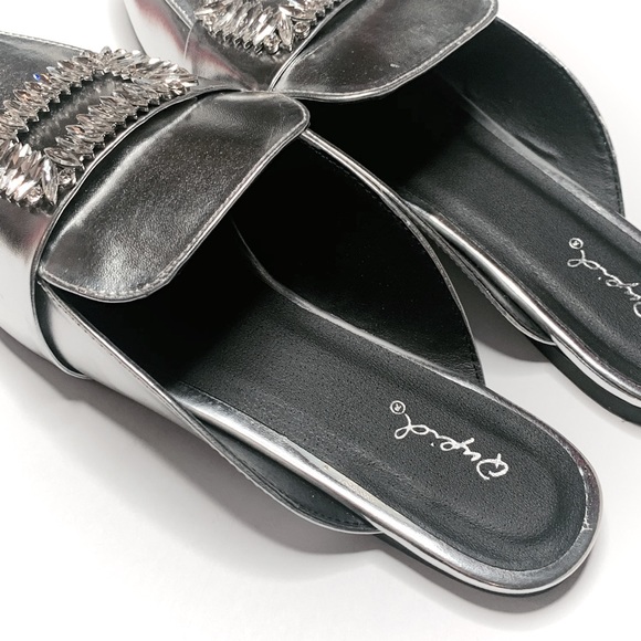 Qupid Women's SWIRL-104 Mule Silver 8.5 US - Picture 3 of 7